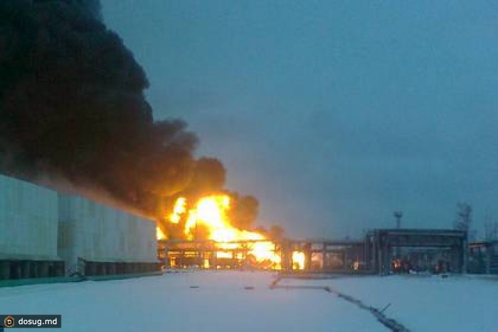 «Роснефть» обвинила в пожаре на рязанском НПЗ железнодорожников