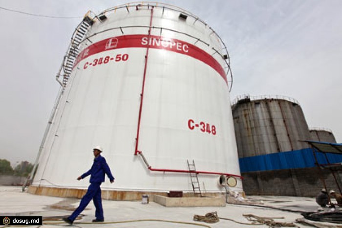 «Лукойл» подал в суд на китайскую Sinopec из-за срыва сделки