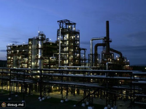 "Роснефть" потратит на дальневосточный НПЗ 5 миллиардов долларов
