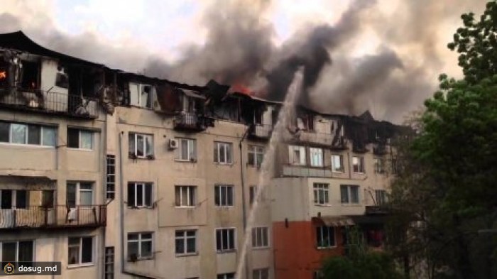 "Застройщик не выдержал сроки выполнения работ по строительству сгоревшей мансарды"