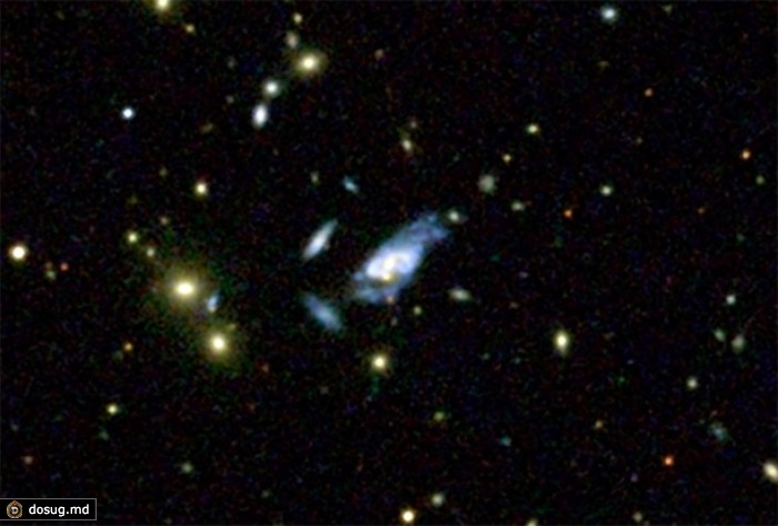 NASA обнаружило десятки гигантских галактик