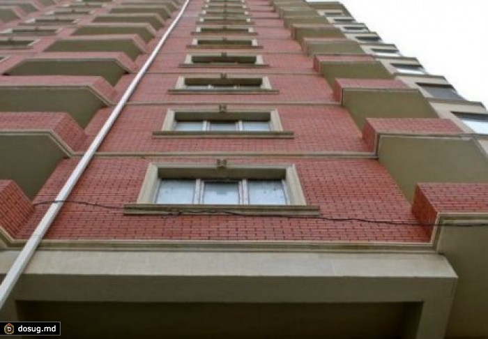 16-летнюю школьницу выбросили из окна в Москве