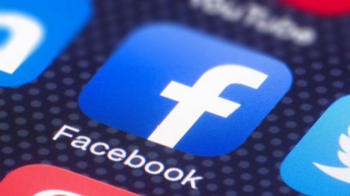 Прибыль Facebook выросла почти в два раза