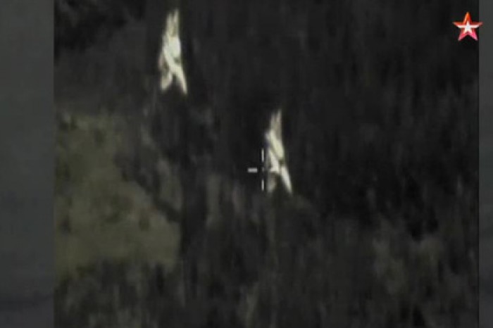 Боевой разворот Су-57 сняли с беспилотника