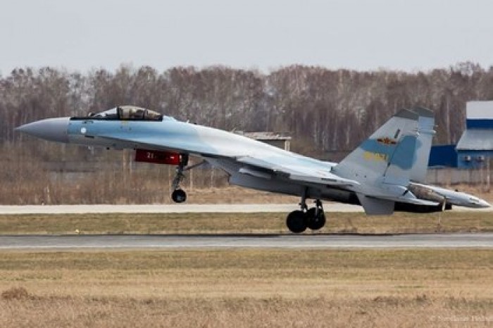 Китайский Су-35 прилетел в Россию