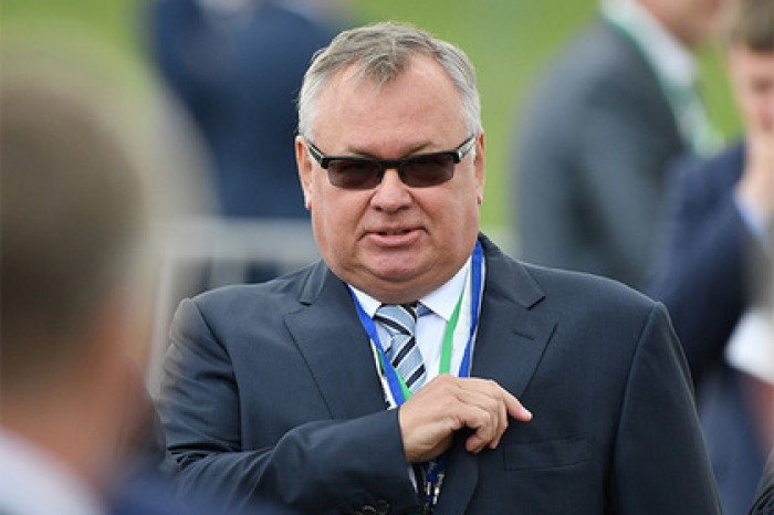 Костин поставил правду выше доллара