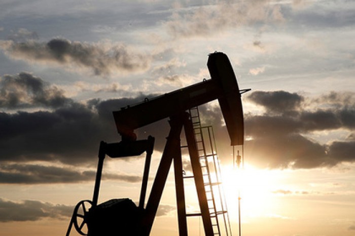 Нефть перевалила за 80 долларов