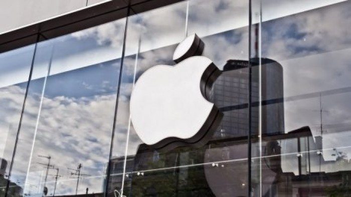 СМИ: все новые iPhone получат OLED-дисплеи