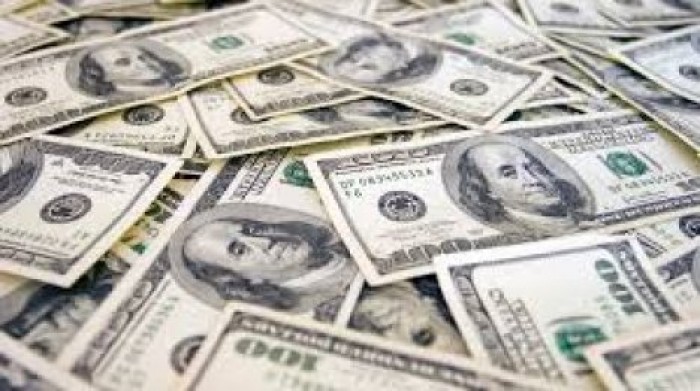У бездомной обнаружили более 100 тысяч долларов в банке после её смерти