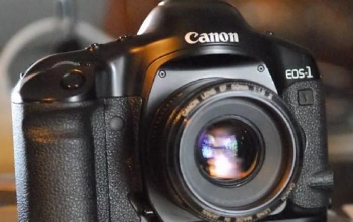 Canon прекратила продажи своей последней пленочной фотокамеры