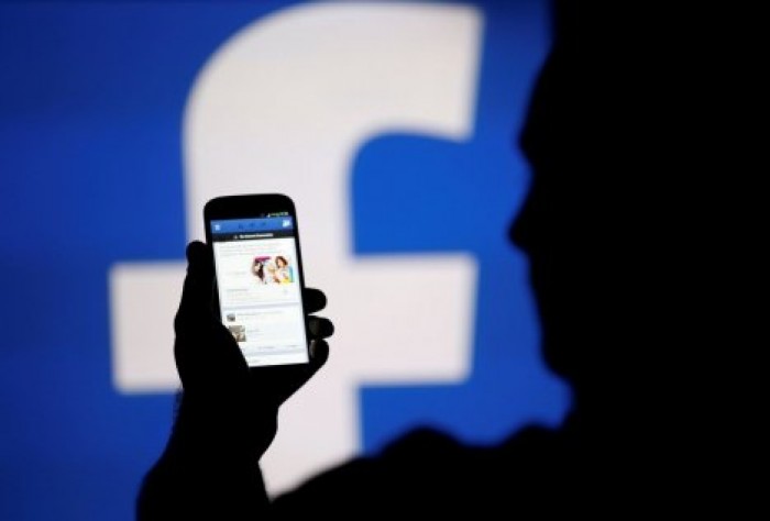 Facebook делится личными данными с производителями смартфонов