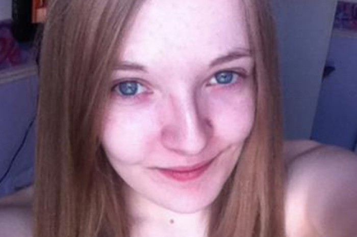 Мать заставили доказать смерть 22-летней дочери ради концерта Эда Ширана