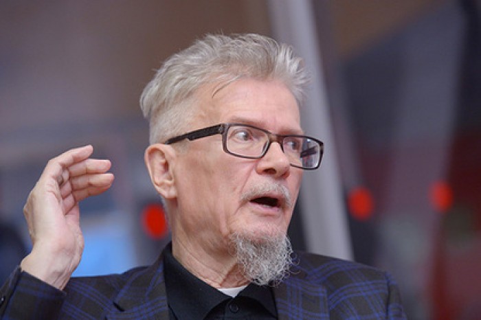 Первый канал объяснил исчезновение выпуска программы Познера