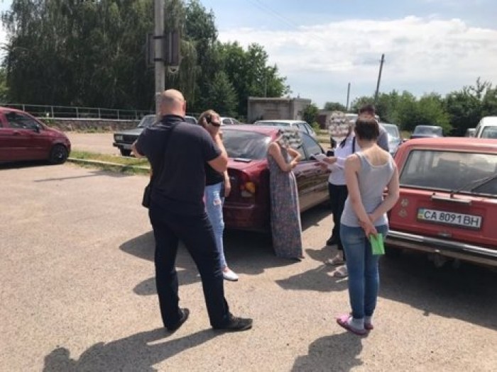 В Черкассах женщина пыталась продать младенца