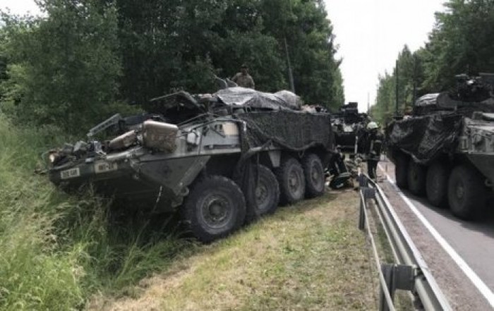 В Литве столкнулись четыре американских броневика