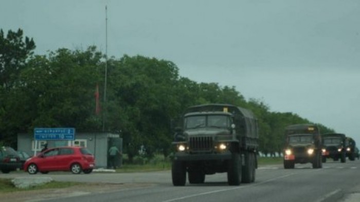 В Приднестровье объяснили передвижение военной техники по трассе Рыбница - Тирасполь