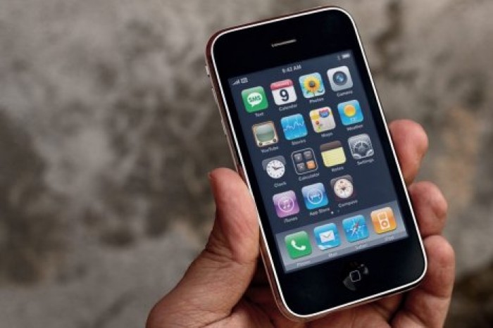 Завалялись на складе: в Южной Корее возобновят продажу iPhone 3GS