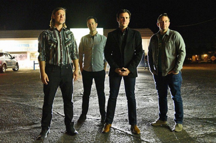 Группа Jimmy Eat World пожалела о зашифрованном в названии «еврее»