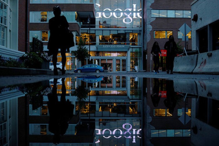 Переводчик Google начал предсказывать конец света