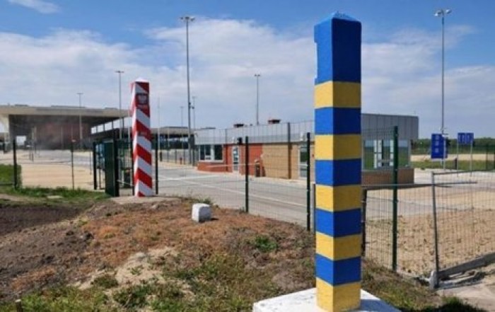 Польша отказалась от строительства забора между Украиной и Беларусью