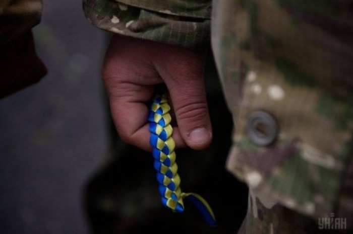 "Вывозили в лес и заставляли копать яму": в воинской части на Львовщине издевались над бойцами