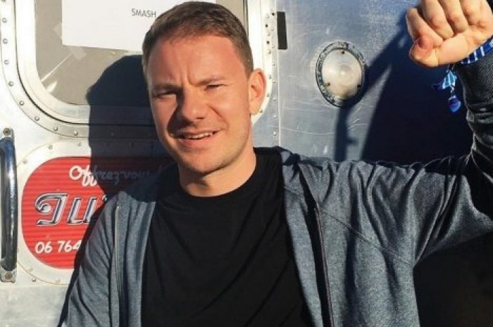 Рука Тимати взволновала подписчиков Dj Smash больше, чем дело об избиении