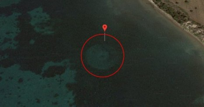 Таинственный объект найден в море у Греции