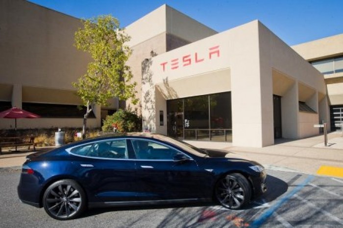 Tesla лишилась ценного сотрудника: ушел ведущий инженер компании