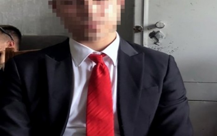 Украинец пытался сдать трех девушек в секс-рабство