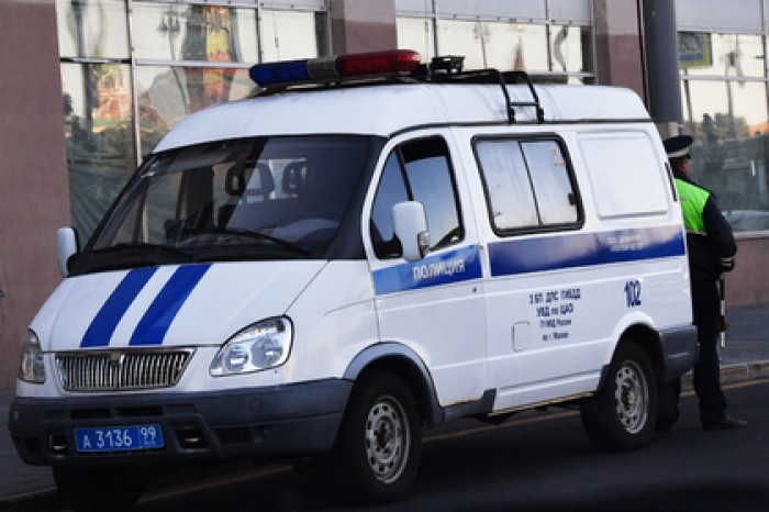 Вооруженные люди напали на дом известного следователя в Москве и убили собак