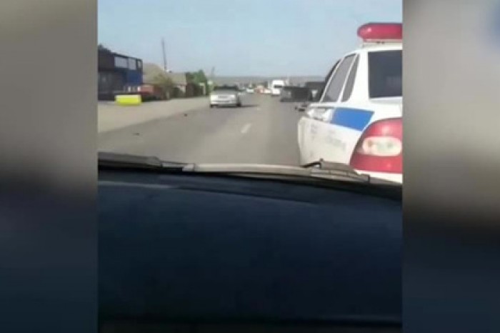 Ингушские мажоры врезались в полицейский экипаж и поехали дальше