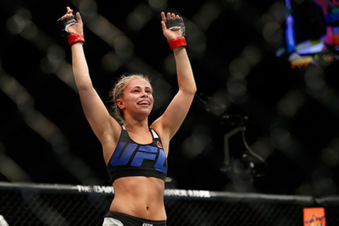 Изнасилованная в 14 лет боец UFC рассказала о стыде перед родителями