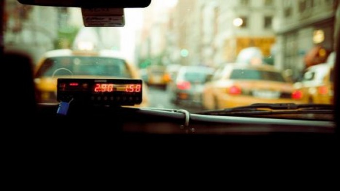 Названы чаще всего забываемые вещи в такси