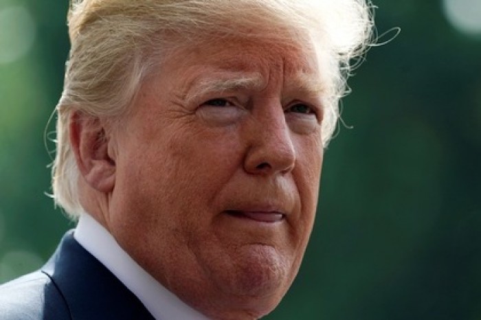 Трамп тайком избавился от мебели жены