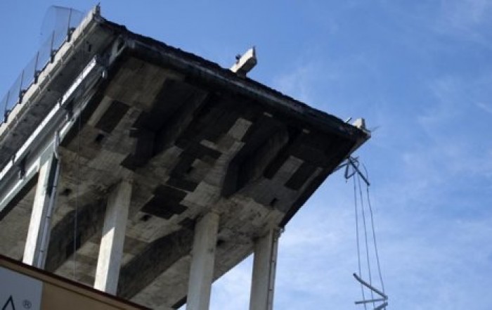 В Генуе заявили о риске нового обрушения моста