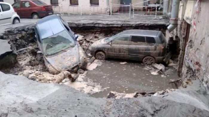 Двое посетителей кафе в Петербурге сварились заживо