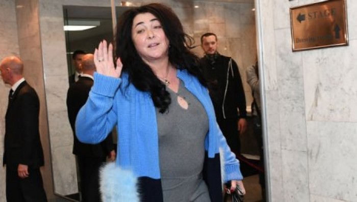 Лолита выиграла суд против своей подруги