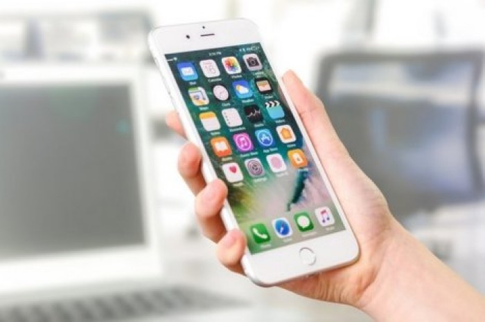 Ребенок взломал операционную систему iOS 12