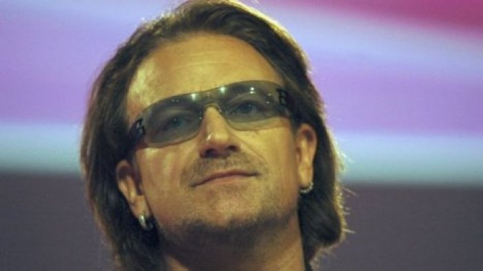 Солист U2 Боно потерял голос на концерте в Берлине