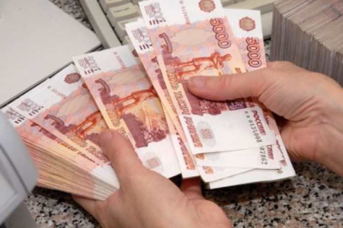 Сотрудник автосалона ушел проверять 29 млн рублей и не вернулся