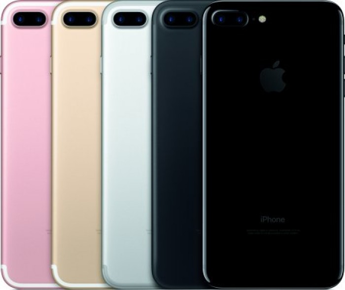 Грабитель-неудачник: мужчина потерял два украденных iPhone из-за дыры в дне пакета
