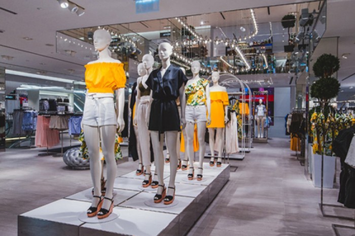 H&M пришел во Владивосток