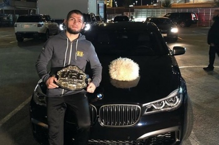 Нурмагомедов пригрозил разбить машину президента UFC