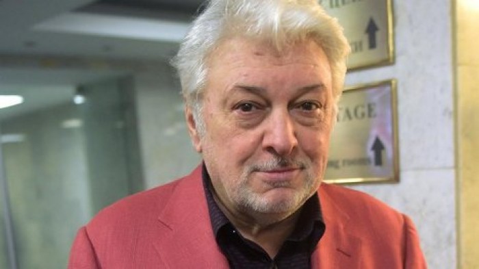 Певец Вячеслав Добрынин госпитализирован