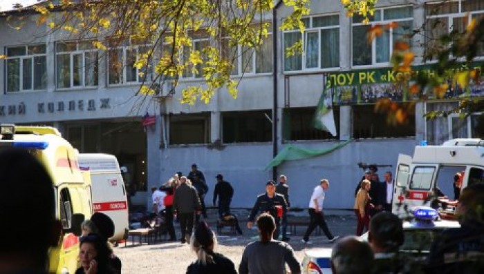 Расстрел со взрывом в Керчи: знакомые рассказали о преподавателе-герое