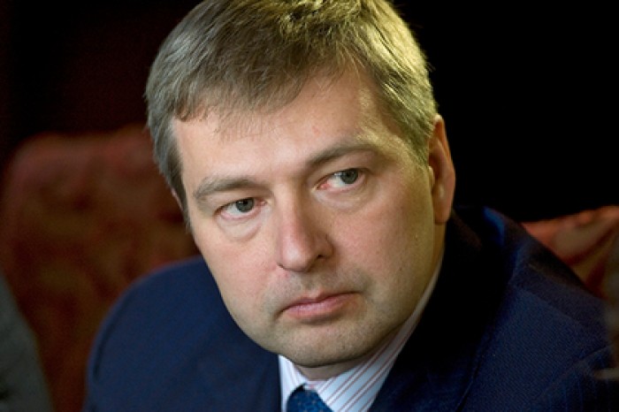 Российский олигарх потерял миллионы из-за картин
