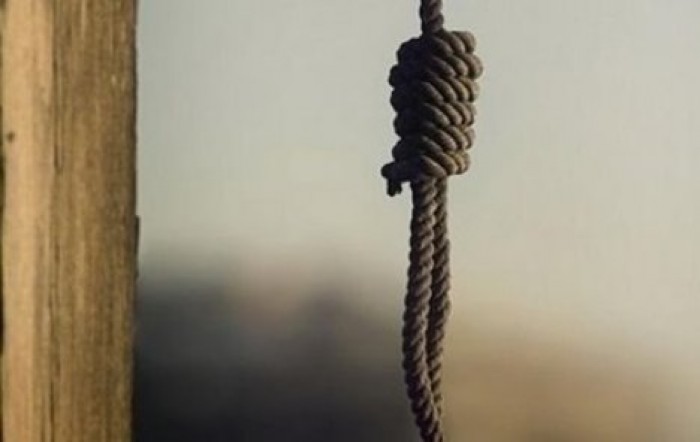 В Черниговской области нашли повешенной женщину возле мертвых детей