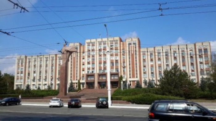 В Тирасполе объявлены в розыск бывший премьер и три министра