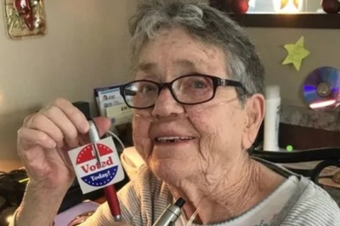 82-летняя американка впервые в жизни сходила на выборы и умерла