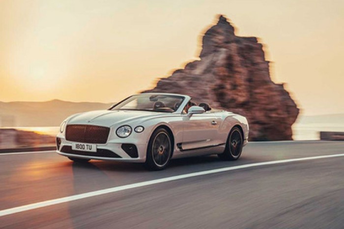 Bentley представила новый кабриолет